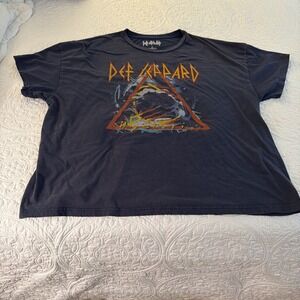 Def Leppard Hysteria Graphic T-Shirt Featuring Artwork From Fourth Studio Album